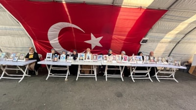 Diyarbakırlı aileler Anneler Günü'nde de evlat nöbeti tuttular