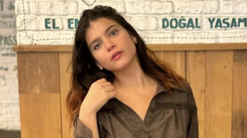 Kızılcık Şerbeti'nin Nilay'ı Feyza Civelek uyuşturucu alırken yakalandı