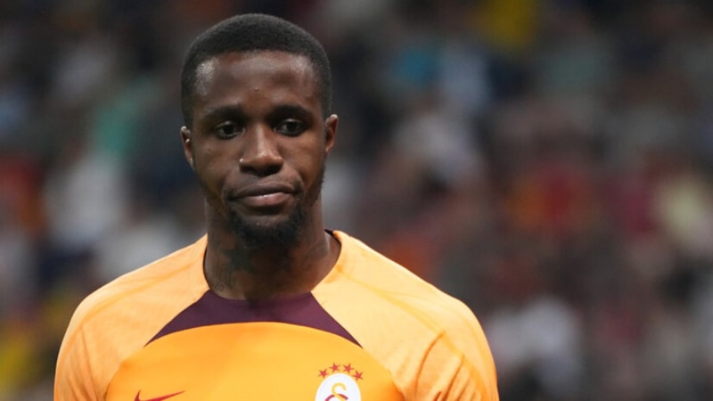 Wilfried Zaha, forma şansı bulamıyor