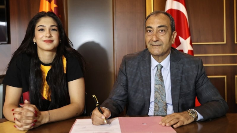 Galatasaray Kadın Voleybol Takımı, Yasemin Güveli'yi transfer etti