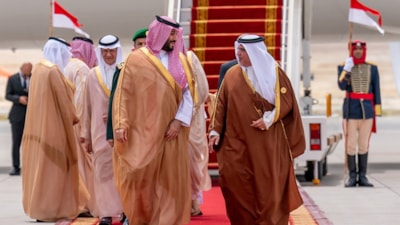 Arap liderler toplandı: Gündemde Gazze'ye İsrail saldırıları var