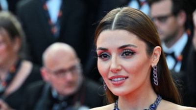 Hande Erçel, Cannes Film Festivali’ne katıldı! Kırmızı bir elbise giyen ünlü oyuncu sosyal medyada gündem oldu