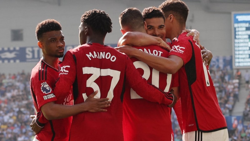 Manchester United, Premier Lig'i 8. bitirdi