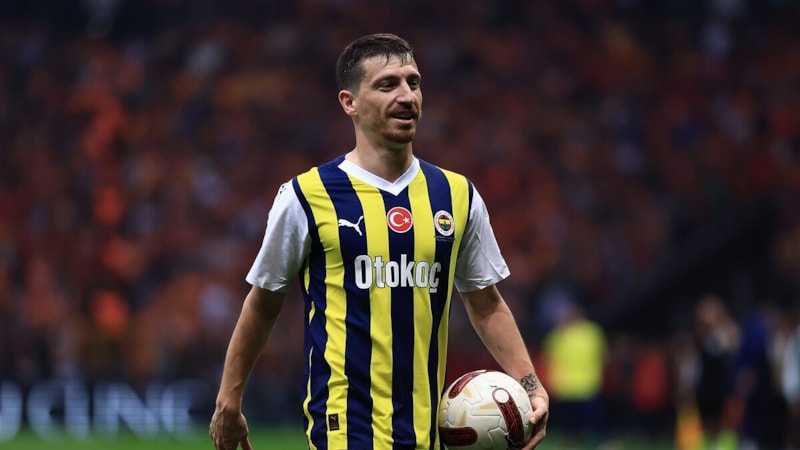 Mert Hakan Yandaş: Hakan Şükür bana sallamış...