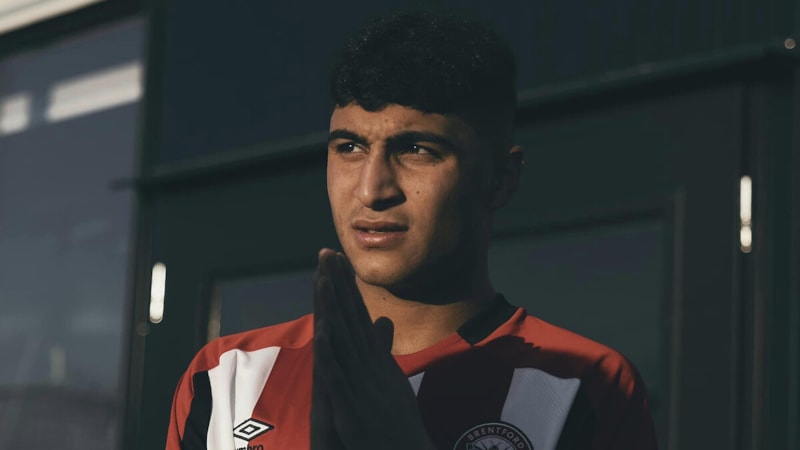 Brentford'da Yunus Emre Konak kararı