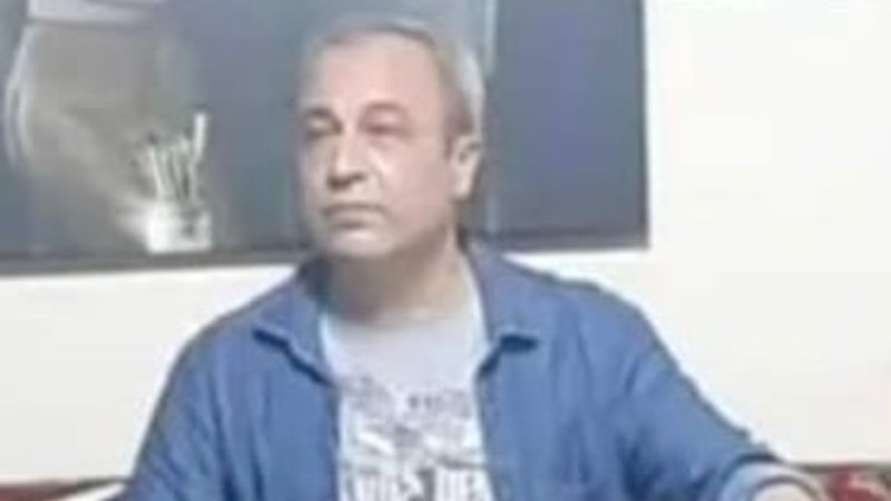 Denizli'de öğrencileriyle top oynayan öğretmen kalp krizi geçirdi