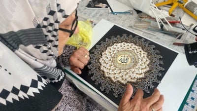 Konya'da eşinin vefatının ardından sanata tutundu