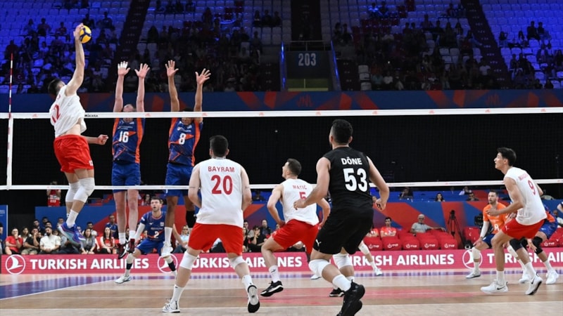 Filenin Efeleri, Hollanda'ya altın sette yenildi