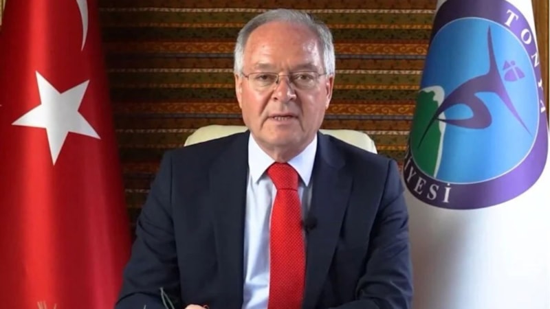 Tonya Belediye Başkanı Osman Beşel, makam odasında darbedildi