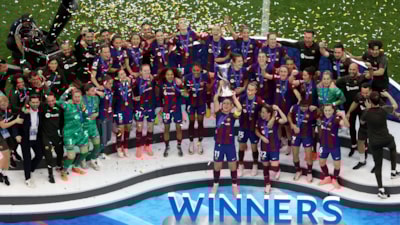 Bercelona Kadın Takımı Devler Ligi şampiyonu