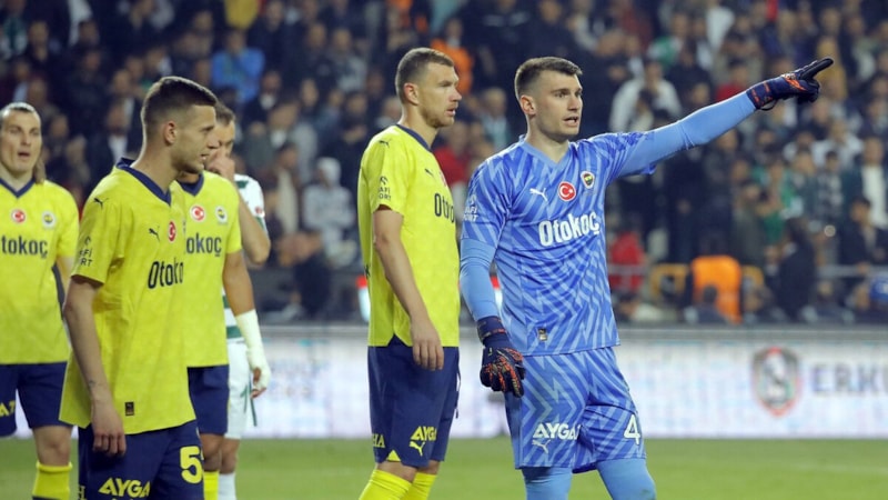 4 yıldız yükleniyor tweeti bir kez daha gündemde