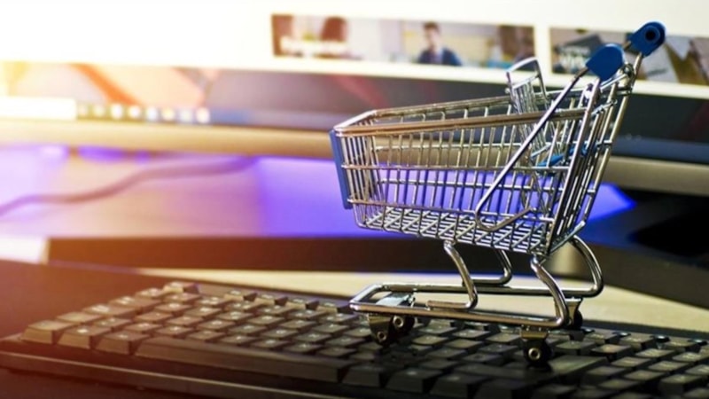 Ticaret Bakanlığı: Türkiye'nin 2023'te e-ticaret hacmi 1,85 trilyon liraya ulaştı