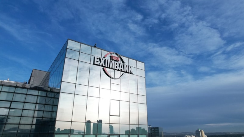 Türk Eximbank’tan 1 milyar euroluk kredi anlaşması