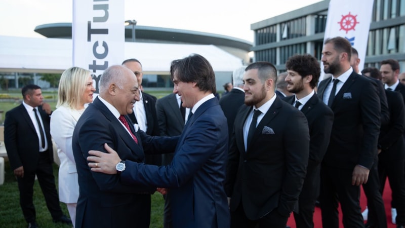 EURO 2024'e gidecek A Milli Futbol Takımı'na uğurlama yemeği yapıldı