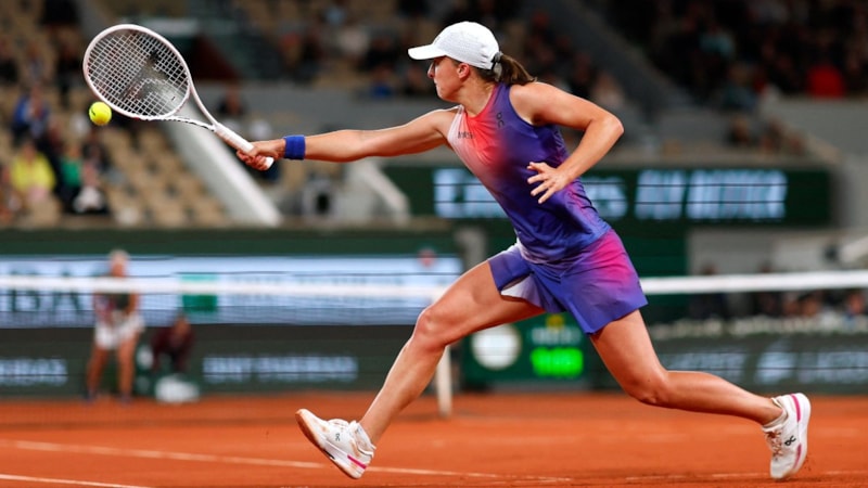 Fransa Açık'ta Iga Swiatek ve Jannik Sinner, dördüncü tura yükseldi