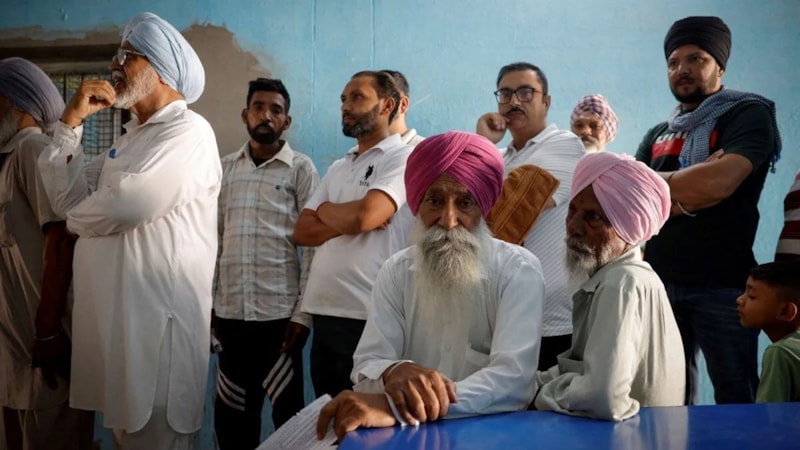 Hindistan’da aşırı sıcaklarda 33 seçim görevlisi hayatını kaybetti