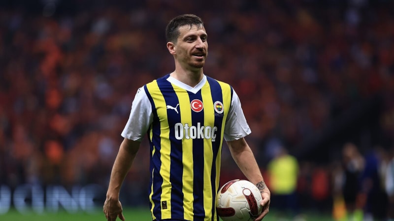 Mert Hakan Yandaş, Jose Mourinho'nun kararını bekliyor