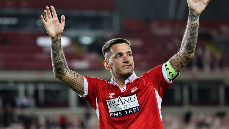 Rey Manaj'a Napoli talip oldu