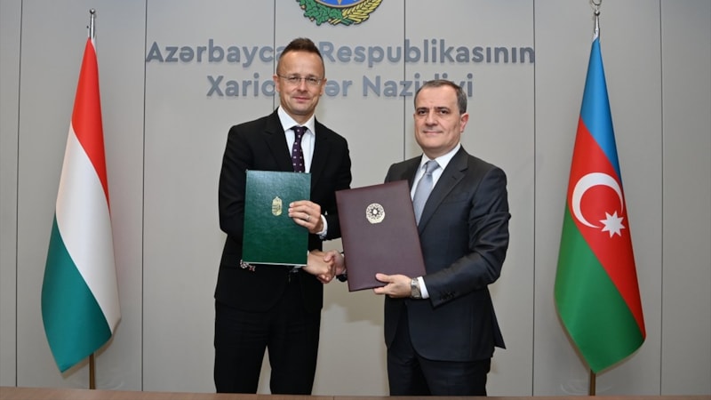 Macaristan'dan AB'ye Ermenistan tepkisi: Azerbaycan'a da yardım gönderin