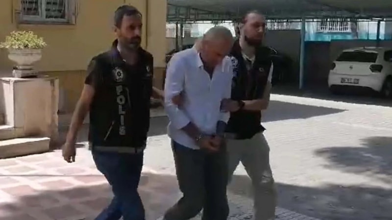 Aydın'da otomobilde uyuşturucuyla yakalanıp, tutuklandı