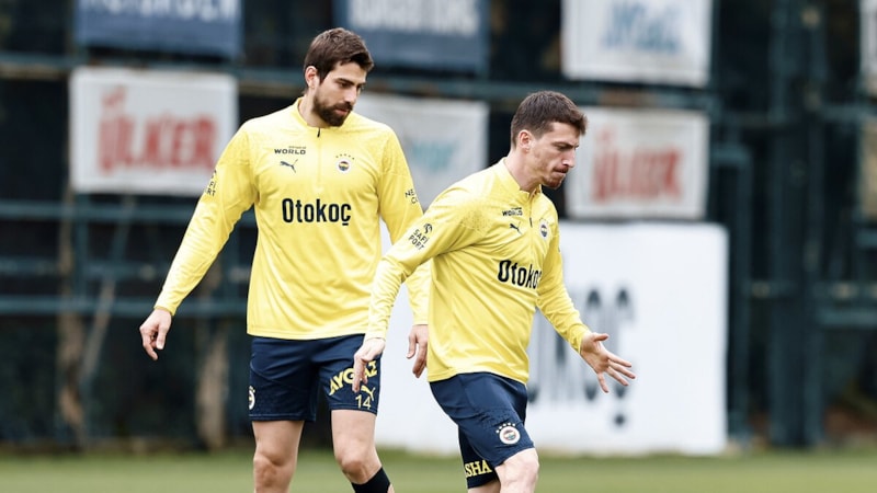 Fenerbahçe'de veda kararı! Deneyimli futbolcu ayrılacak