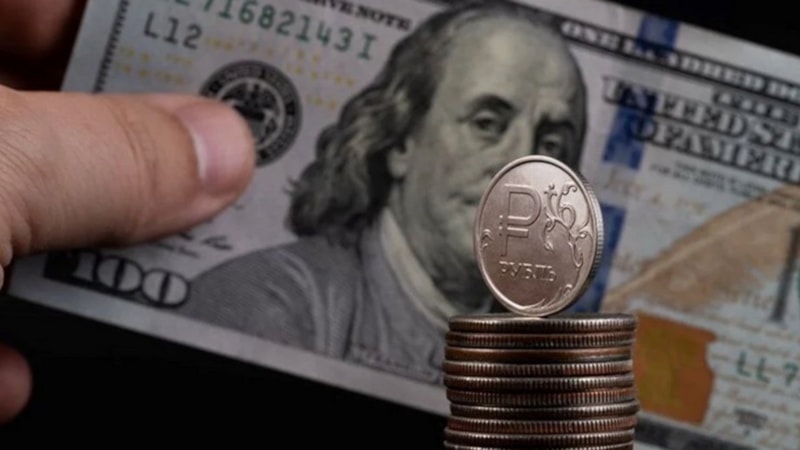 Rusya, Moskova Borsası'nda dolar ve euro cinsinden işlemleri durduracak