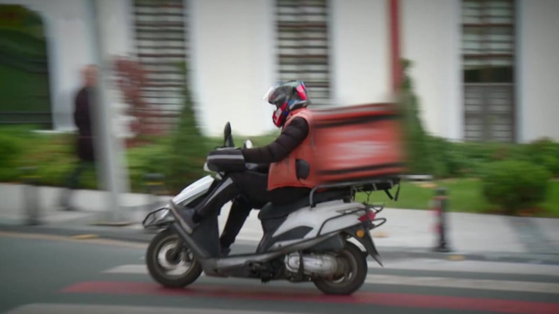 Kayıt dışı çalışan moto kuryelerden vergi alınacak