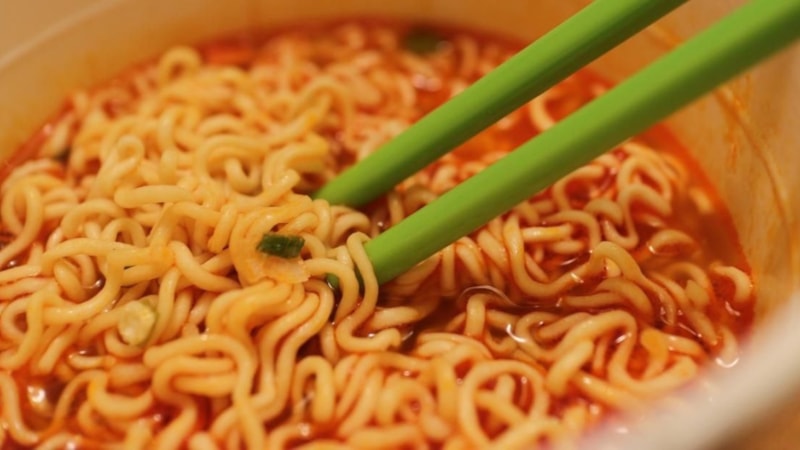 Noodle devri bitti: Raflardan kaldırılıyor...