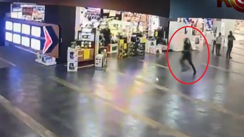 Kayseri'de 22 yıl hapisle aranan firari hükümlü, AVM'de yakalandı