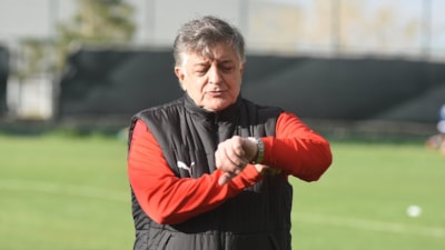 Yılmaz Vural'dan ayrılık sinyali!