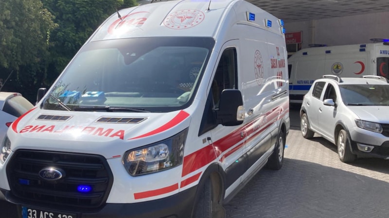 Mersin'de denizde kalp krizi geçiren bir kişi hayatını kaybetti