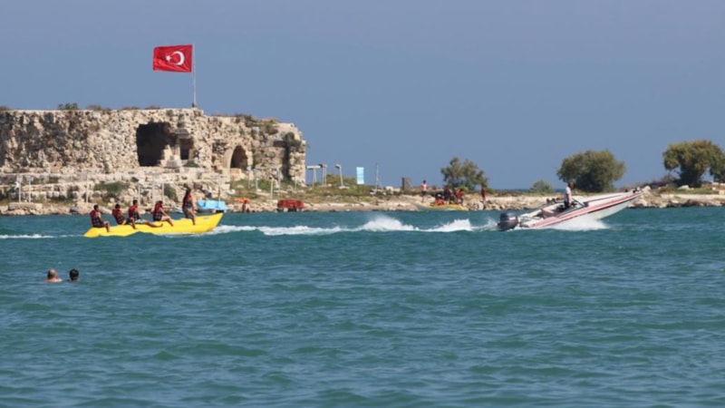 Adana'da deniz suyu sıcaklığı rekor seviyeye ulaştı: 29 dereceyi aştı