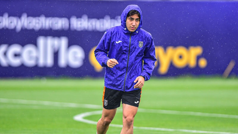 Göztepe, Emirhan İlkhan'la ilgileniyor