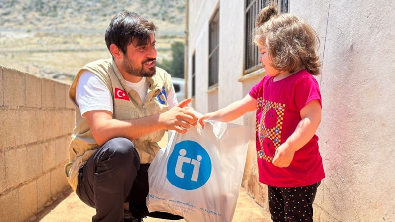 Yetim Vakfı Kurban Bayramı'nda 24 Ülkeye Ulaştı