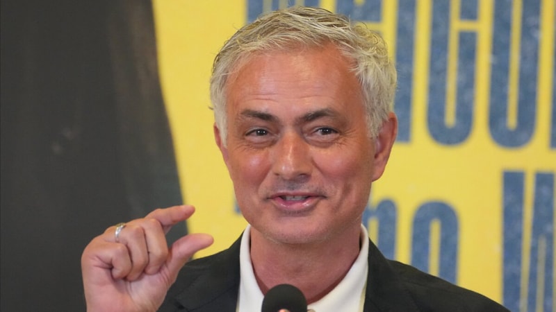 Jose Mourinho'dan Ryan Kent kararı