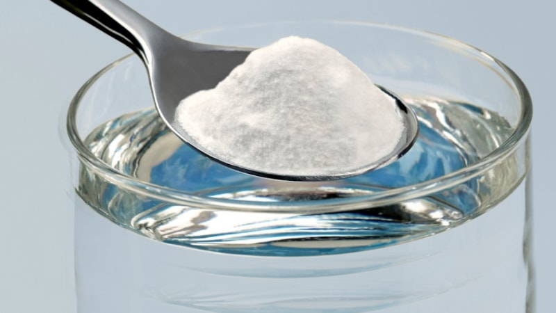 Suya bir kaşık karbonat ekleyip dolaba koyun, o sorun nasıl ortadan kalkıyor izleyin…