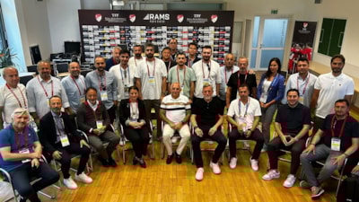 Mehmet Büyükekşi: Arda, sosyal medyada yazılanlara gülüp geçiyor