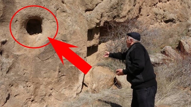 Bu deliğe üç taş atanın dilekleri kabul oluyor! Duyan şehre akın ediyor