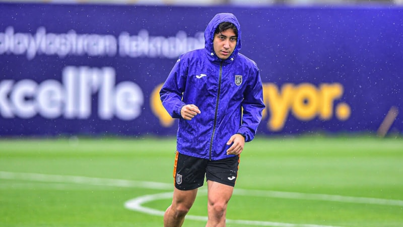 Trabzonspor, Emirhan İlkhan için devrede