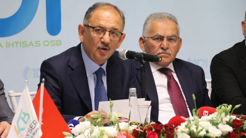 Mehmet Özhaseki: Dünyayı en az kirleten ülkelerin başındayız