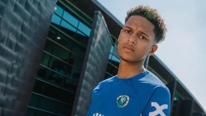 Chelsea, Omari Kellyman ile 6 yıllık sözleşme imzaladı