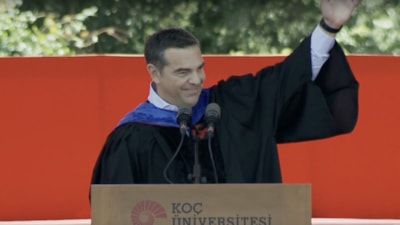 Yunanistan eski başbakanı Çipras, Koç Üniversitesi'nde mezuniyet törenine katıldı