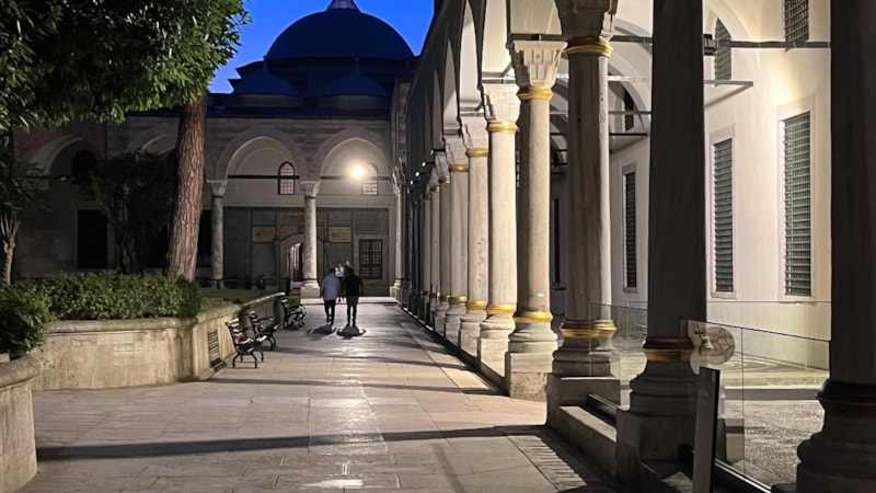 Topkapı Sarayı’nın kapıları ilk kez gece ziyaretlerine açıldı