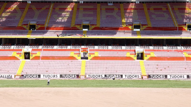 Kayseri Stadyumu yeni sezona hazırlanıyor