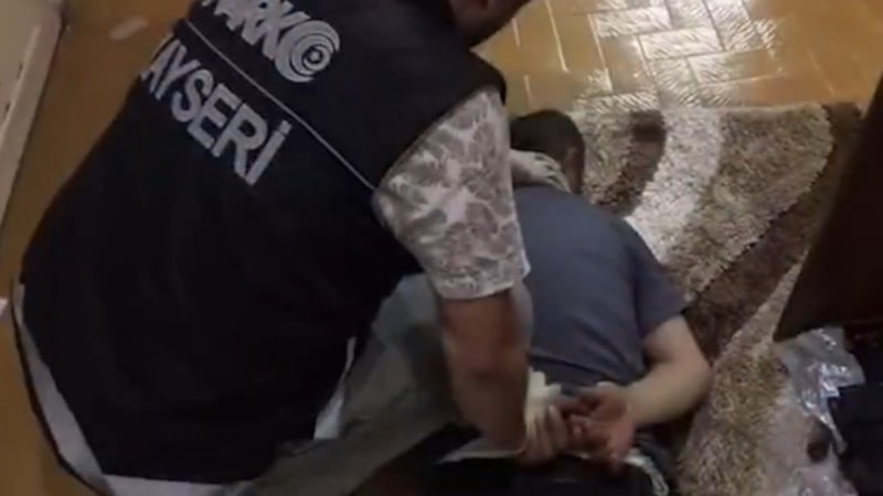 Kayseri'de uyuşturucu operasyonu: 9 gözaltı