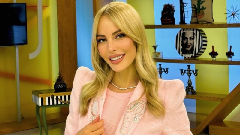 Hande Sarıoğlu'nun annesiyle verdiği poza yorum yağdı: 