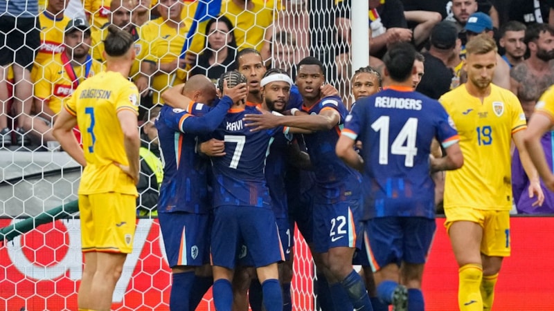 Hollanda, Romanya'yı üç golle EURO 2024'ün dışına itti