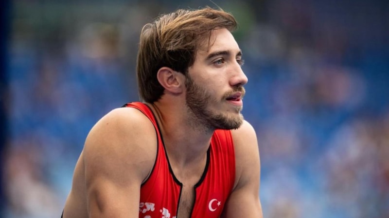 Milli Atlet Berke Akçam, Paris 2024 Olimpiyat Oyunları'na katılma hakkı kazandı!