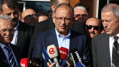 Mehmet Özhaseki, aktif siyaseti bıraktı