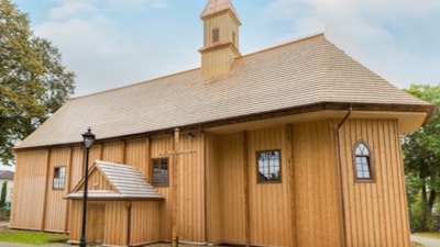 Polonya'da sarhoş rahip cenaze töreninde sızdı